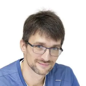 Бурдюгов Андрей Вячеславович — врач-хирург в Севастополе